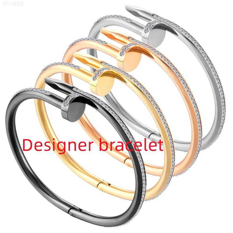 2023 Wholesale Personality Fashion 18k Gold Plated Stainless Steel Designer Bracelets Nail Bangle Bracelet for Women
2023 Wholesale Personality Fashion 18k Gold Plated Stainless Steel Designer Bracelets Nail Bangle Bracelet for Women
