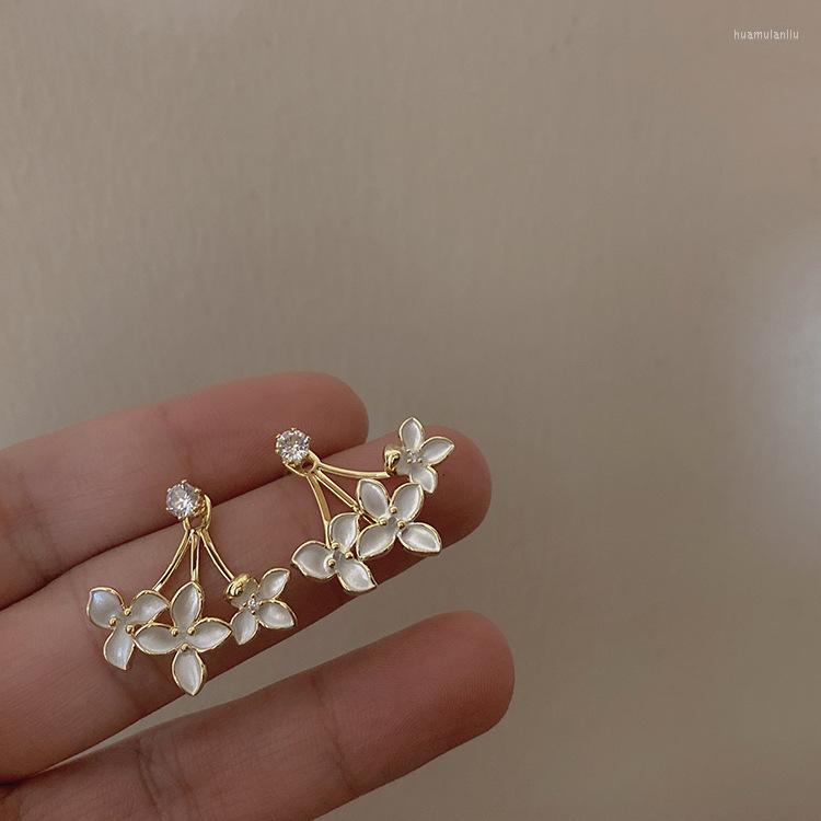 Dangle Earrings 2023 Arrival Fashion Drop Metal Classic Geometric Women Flower Elegant Female Jewelry
Dangle Earrings 2023 Arrival Fashion Drop Metal Classic Geometric Women Flower Elegant Female Jewelry