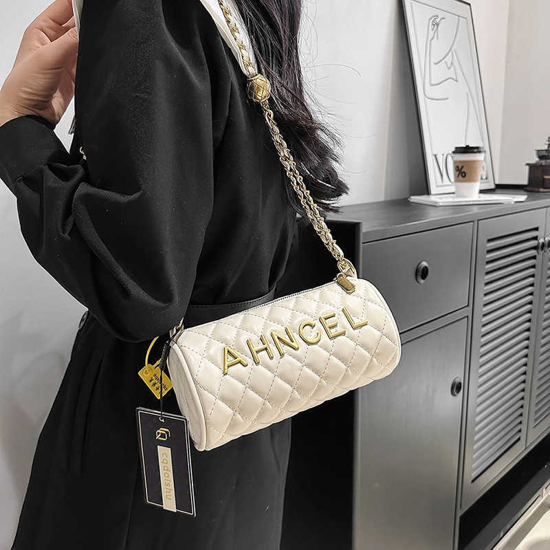 50% OFF 2023 Fashion handbag Lingge Embroidered Thread for Women's Autumn/Winter New Popular Temperament Versatile Chain Crossbody Small Cylinder Bag, Black7
50% OFF 2023 Fashion handbag Lingge Embroidered Thread for Women's Autumn/Winter New Popular Temperament Versatile Chain Crossbody Small Cylinder Bag, Black7