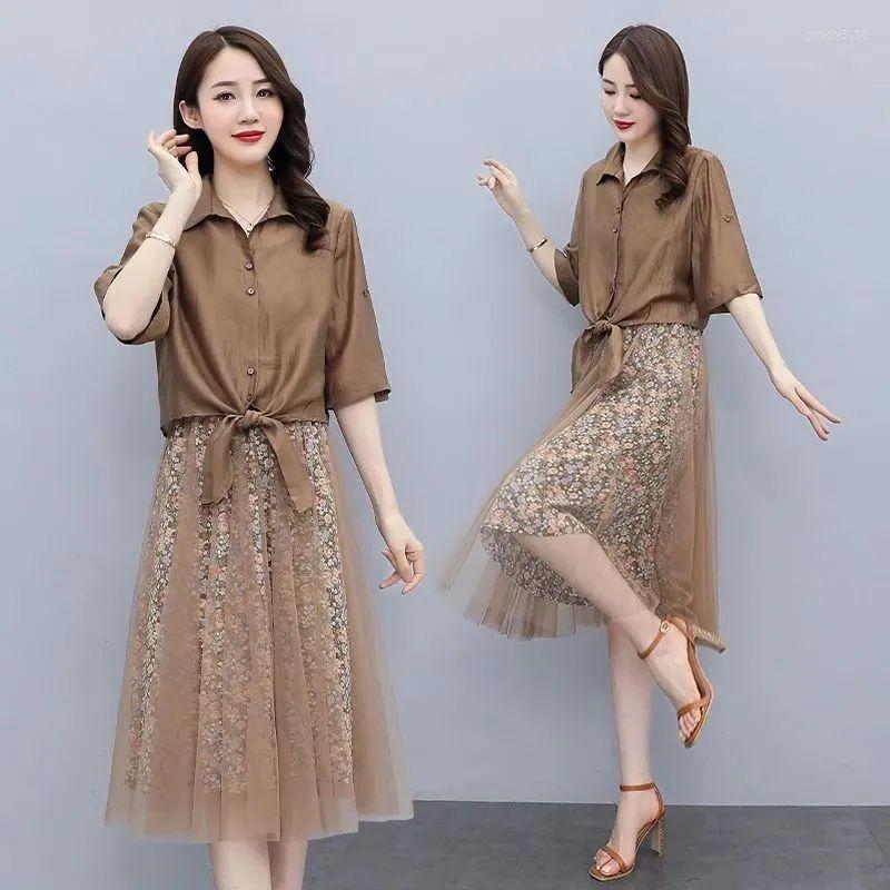 Work Dresses Sets Women's Fashion 2023 Summer Korean Style Bandage Retro Printed Chiffon Mesh Dress Blouse Two-piece Suit Q646, Blue
Work Dresses Sets Women's Fashion 2023 Summer Korean Style Bandage Retro Printed Chiffon Mesh Dress Blouse Two-piece Suit Q646, Blue