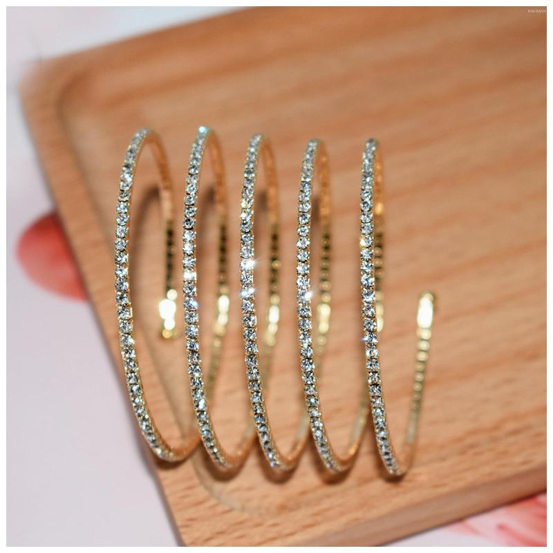 Bangle Bracelet Charm With 3/5 Rows Hypo-allergenic Ornaments Rhinestones For Valentine's Day Christmas Gift
Bangle Bracelet Charm With 3/5 Rows Hypo-allergenic Ornaments Rhinestones For Valentine's Day Christmas Gift