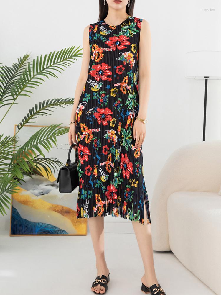 Casual Dresses Runway Designer Summer Print Dress Women Sleeveless Vintage Midi Pleated Vestidos 2023 Fashion Female Clothes Holiday, Black
Casual Dresses Runway Designer Summer Print Dress Women Sleeveless Vintage Midi Pleated Vestidos 2023 Fashion Female Clothes Holiday, Black