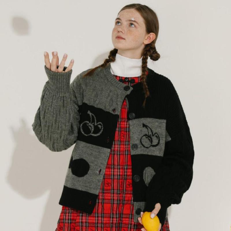Women's Knits Spring Women's Knitted Coat Original Niche Design Black Gray Color Block Cartoon Sweet Cherry Ladies Chunky Loose Cardigan
Women's Knits Spring Women's Knitted Coat Original Niche Design Black Gray Color Block Cartoon Sweet Cherry Ladies Chunky Loose Cardigan