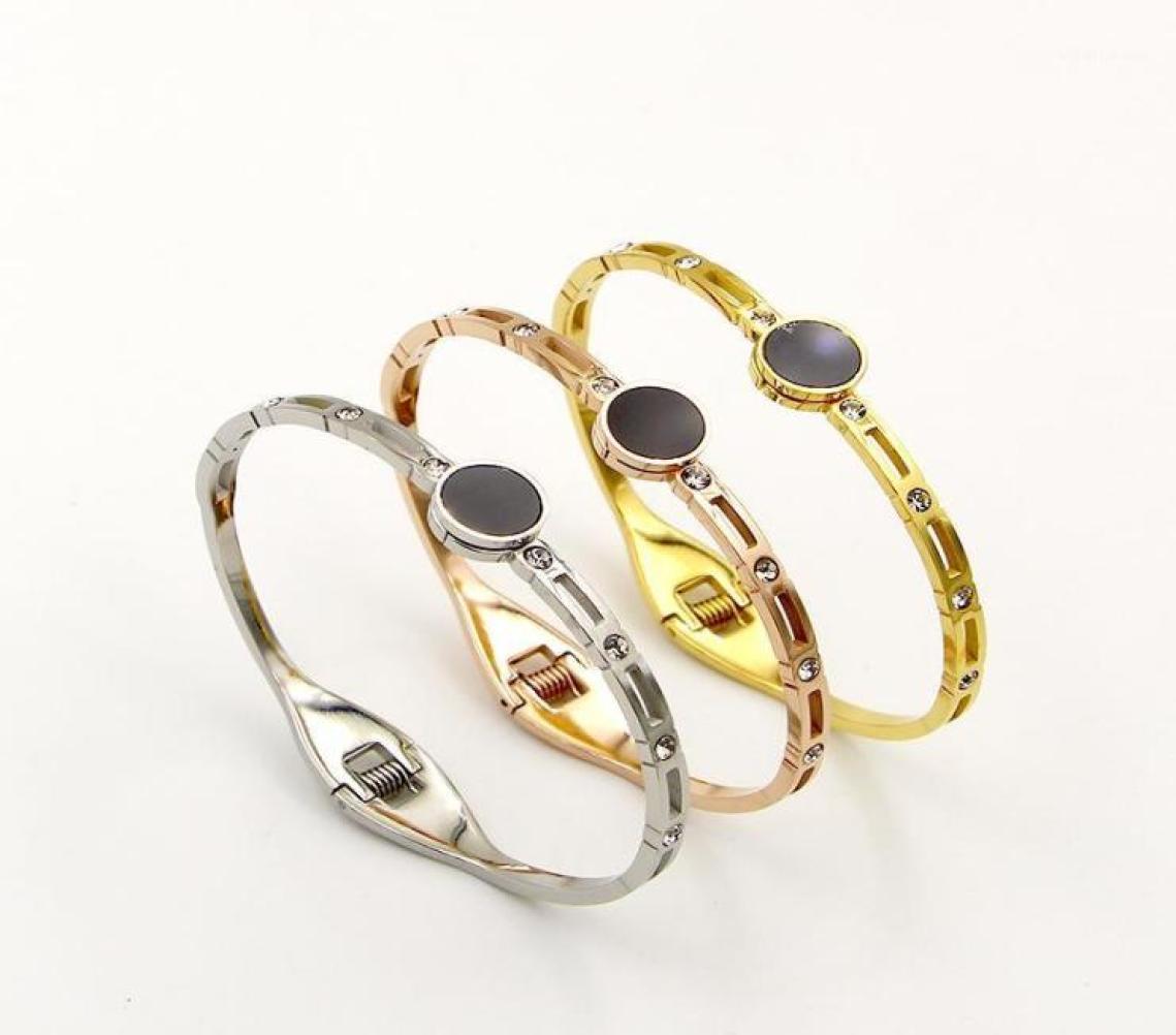Bangle Fashion Brand Rose Gold Color Balck Round Better Crystal Hollow Square Bracelet Woman Party Gift Stainless Steel11273558
Bangle Fashion Brand Rose Gold Color Balck Round Better Crystal Hollow Square Bracelet Woman Party Gift Stainless Steel11273558