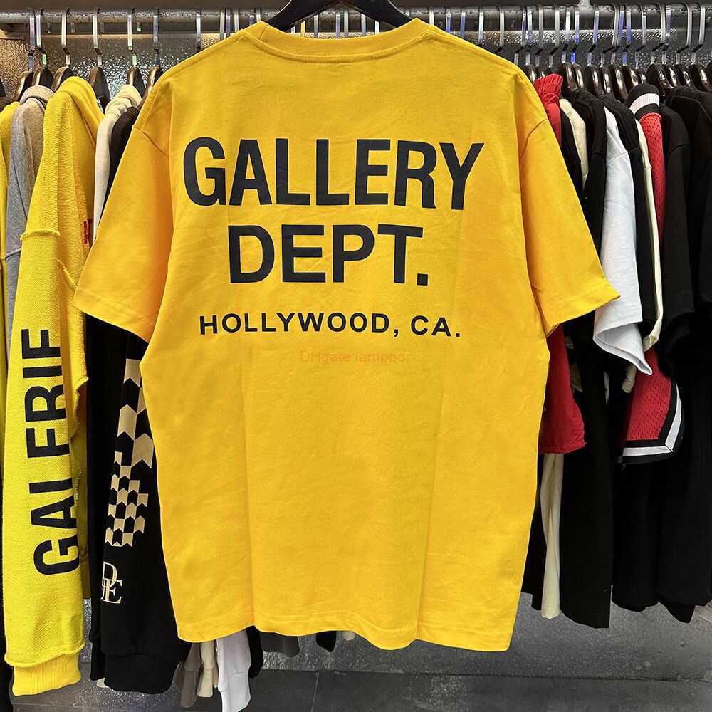 Designer Fashion Clothing Tees Tshirt Galleryes Deptes 23ss Classic Fashion Brand Colorful English Printed Short Sleeve Tshirtmale Female Tee Casual Streetwear T, Black
Designer Fashion Clothing Tees Tshirt Galleryes Deptes 23ss Classic Fashion Brand Colorful English Printed Short Sleeve Tshirtmale Female Tee Casual Streetwear T, Black