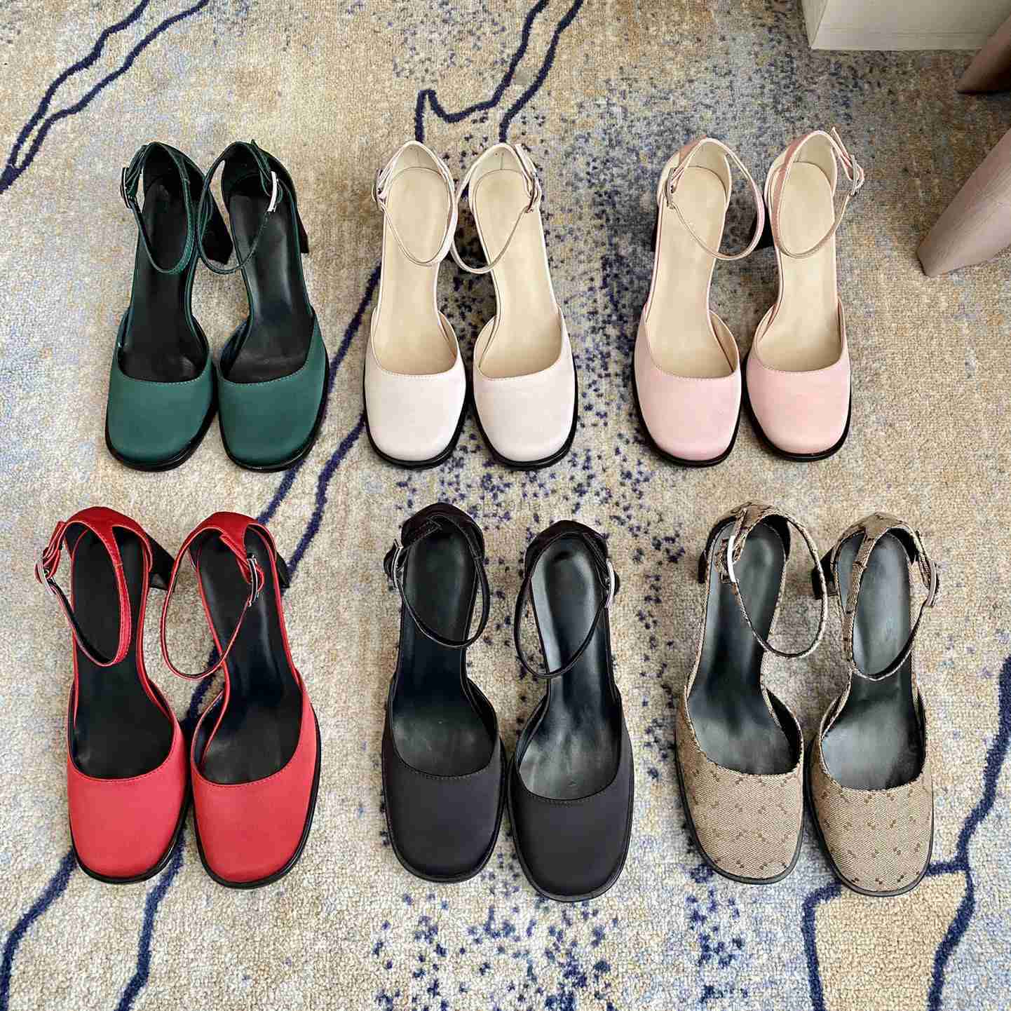 Designer Sandals Mid-Heel Slingback Pumps Women Round Head Sandal Chunky Heel Metal Buckle Slippers With Box
Designer Sandals Mid-Heel Slingback Pumps Women Round Head Sandal Chunky Heel Metal Buckle Slippers With Box