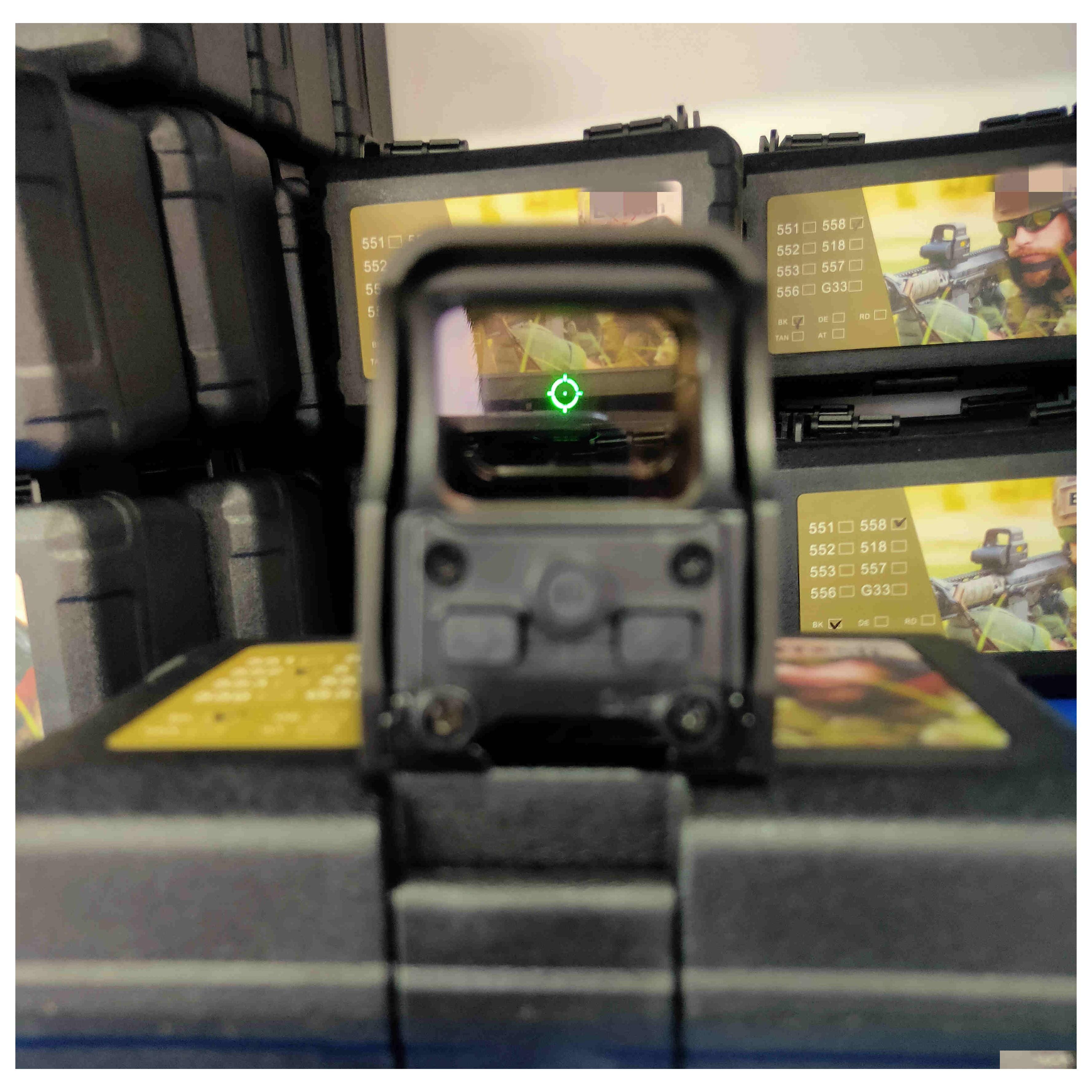 Hunting Scopes Tactical 552 Holographic Red Green Dot Sight Rifle Scope Optic Reflex With 20Mm Rail Mount Drop Delivery Sports Outdoo Dhuoe
Hunting Scopes Tactical 552 Holographic Red Green Dot Sight Rifle Scope Optic Reflex With 20Mm Rail Mount Drop Delivery Sports Outdoo Dhuoe
