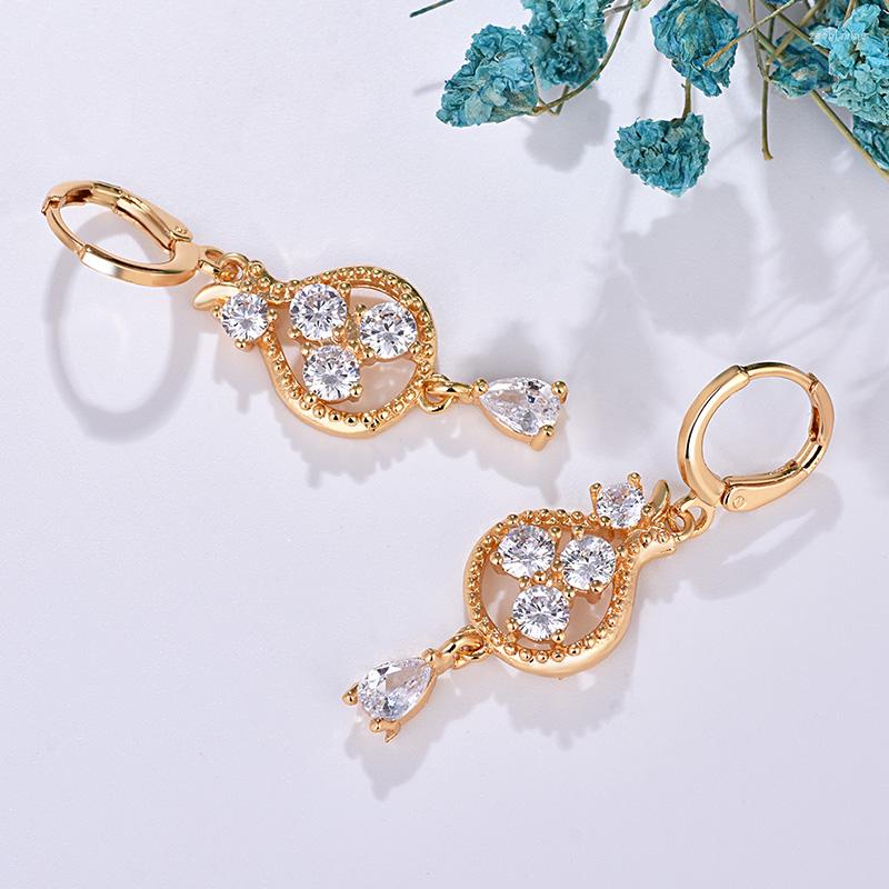 Dangle Earrings Five White Zircon Beads Dropping For Beautiful Women Rose Gold Color Plated Simple Ear Wear Trendy In Korean Copper
Dangle Earrings Five White Zircon Beads Dropping For Beautiful Women Rose Gold Color Plated Simple Ear Wear Trendy In Korean Copper