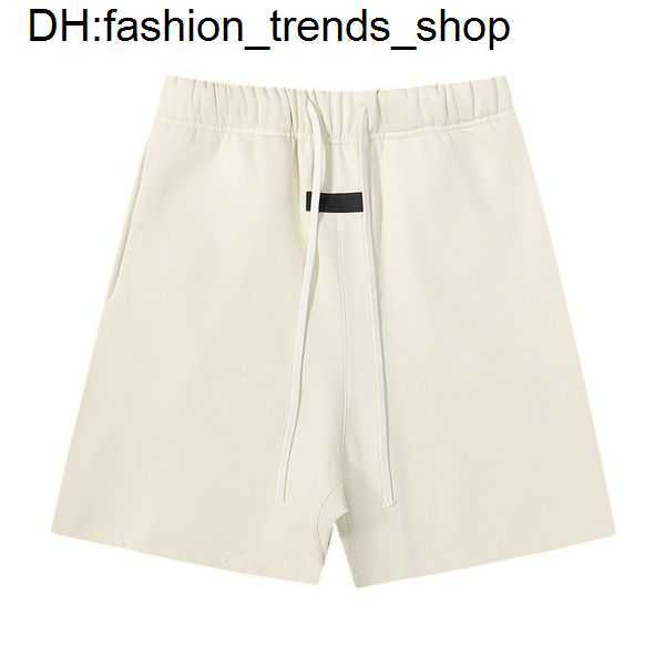 Designer Mens T-shirt Brand Essentail Short Sleeve Print Tracksuit Sportwear Shorts Casual Fitness Sets for Woman Asian Size O0em 31
Designer Mens T-shirt Brand Essentail Short Sleeve Print Tracksuit Sportwear Shorts Casual Fitness Sets for Woman Asian Size O0em 31