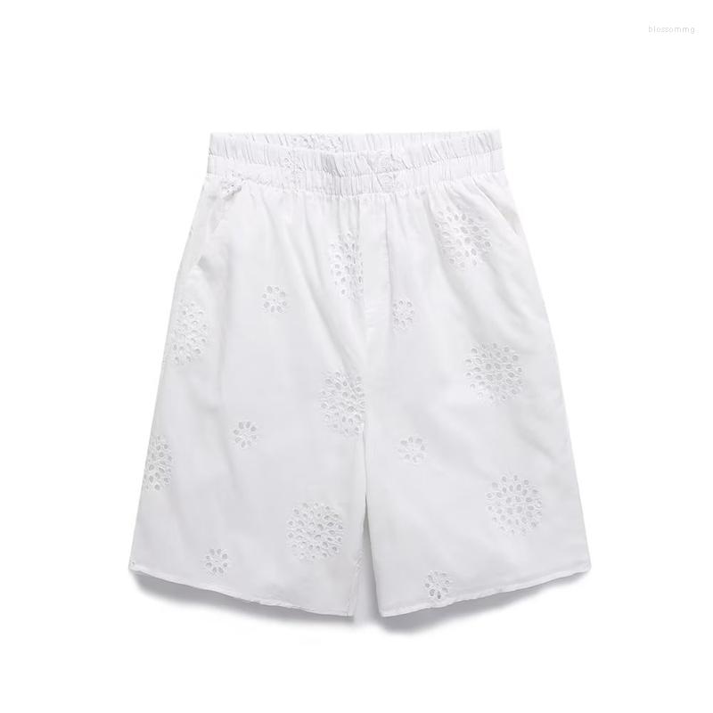 Women's Shorts High Waist Straight White Elastic All-match Embroidery Hollow Casual Women's Clothing
Women's Shorts High Waist Straight White Elastic All-match Embroidery Hollow Casual Women's Clothing