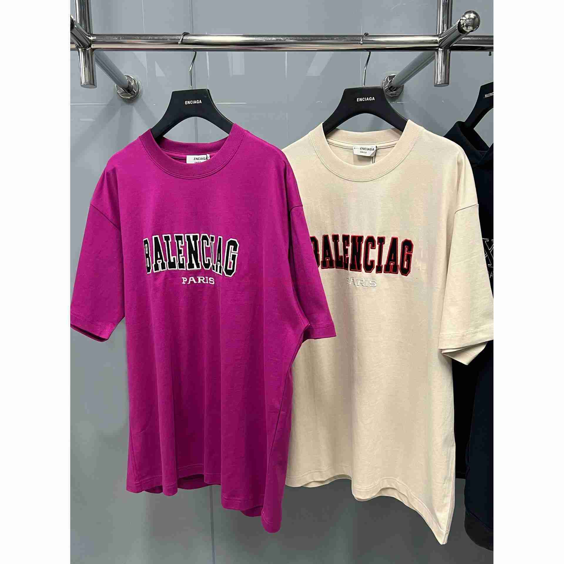 Designer Fashion Clothing French Paris BB Luxury TShirt Tees b Family High Version Paris Embroidery Large Letters Short Sleeve Loose Short Sleeve Tshirt for Men Wome, Rice ash
Designer Fashion Clothing French Paris BB Luxury TShirt Tees b Family High Version Paris Embroidery Large Letters Short Sleeve Loose Short Sleeve Tshirt for Men Wome, Rice ash