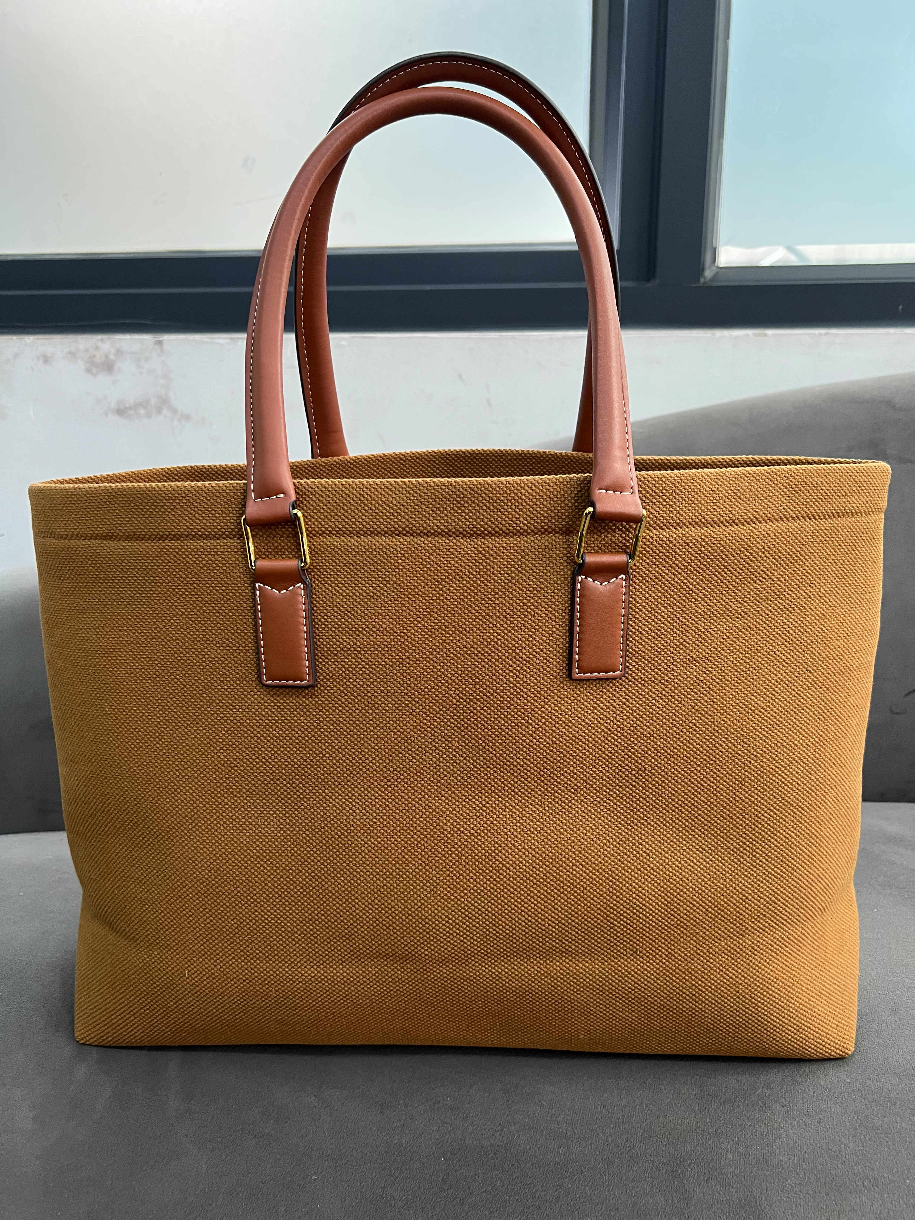 TRIOMPHE Womens High quality CANVAS designer beach Bag mens Linen Shoulder clutch bags Raffias tote shopping bag capacity handbag cross body cosmetic Bags
TRIOMPHE Womens High quality CANVAS designer beach Bag mens Linen Shoulder clutch bags Raffias tote shopping bag capacity handbag cross body cosmetic Bags