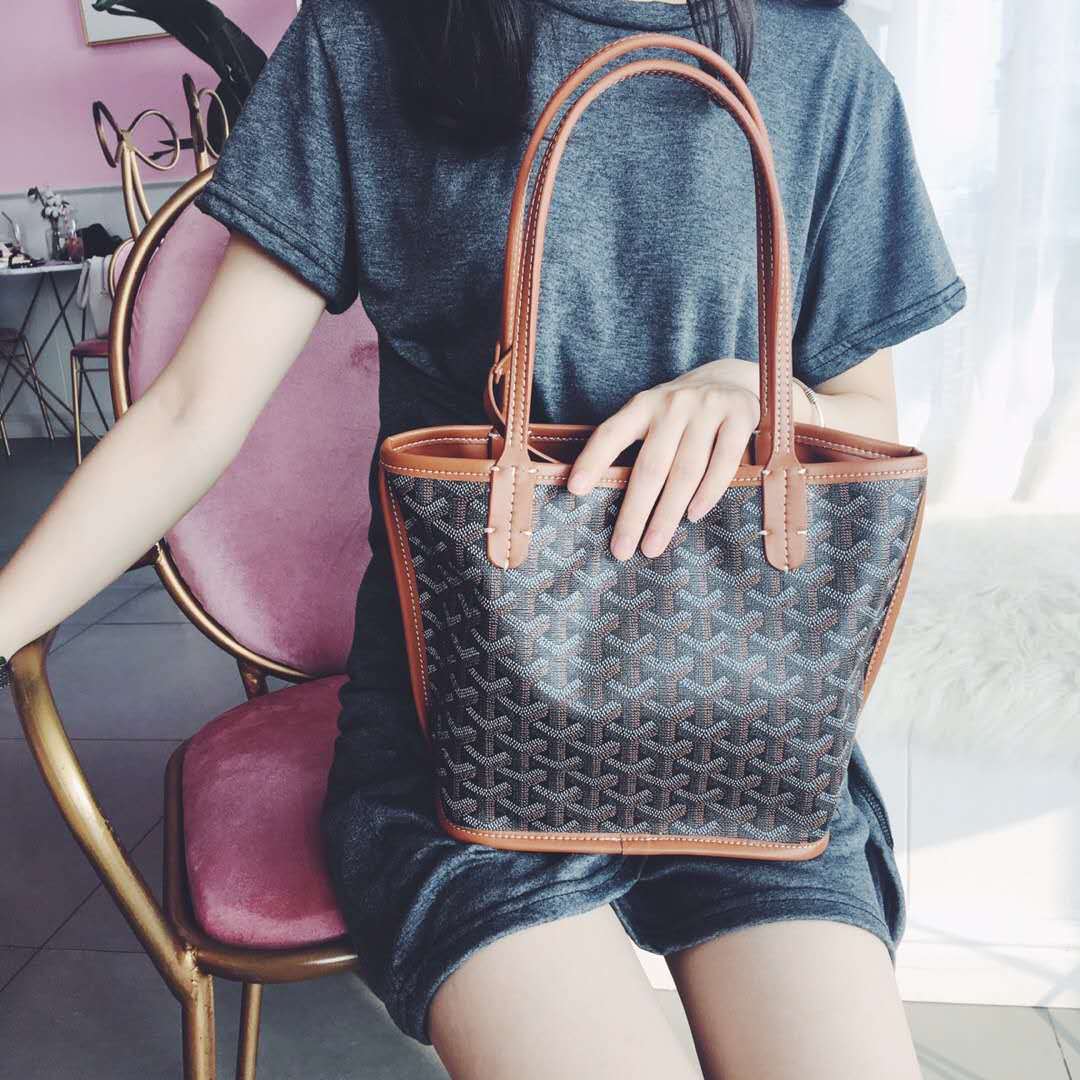 Top quality original totes embroidery Luxurys Designers Bags Totes embroidered tiger pattern large casual shopping bag handbag tote purse wallet Cross body flower, Colors
Top quality original totes embroidery Luxurys Designers Bags Totes embroidered tiger pattern large casual shopping bag handbag tote purse wallet Cross body flower, Colors