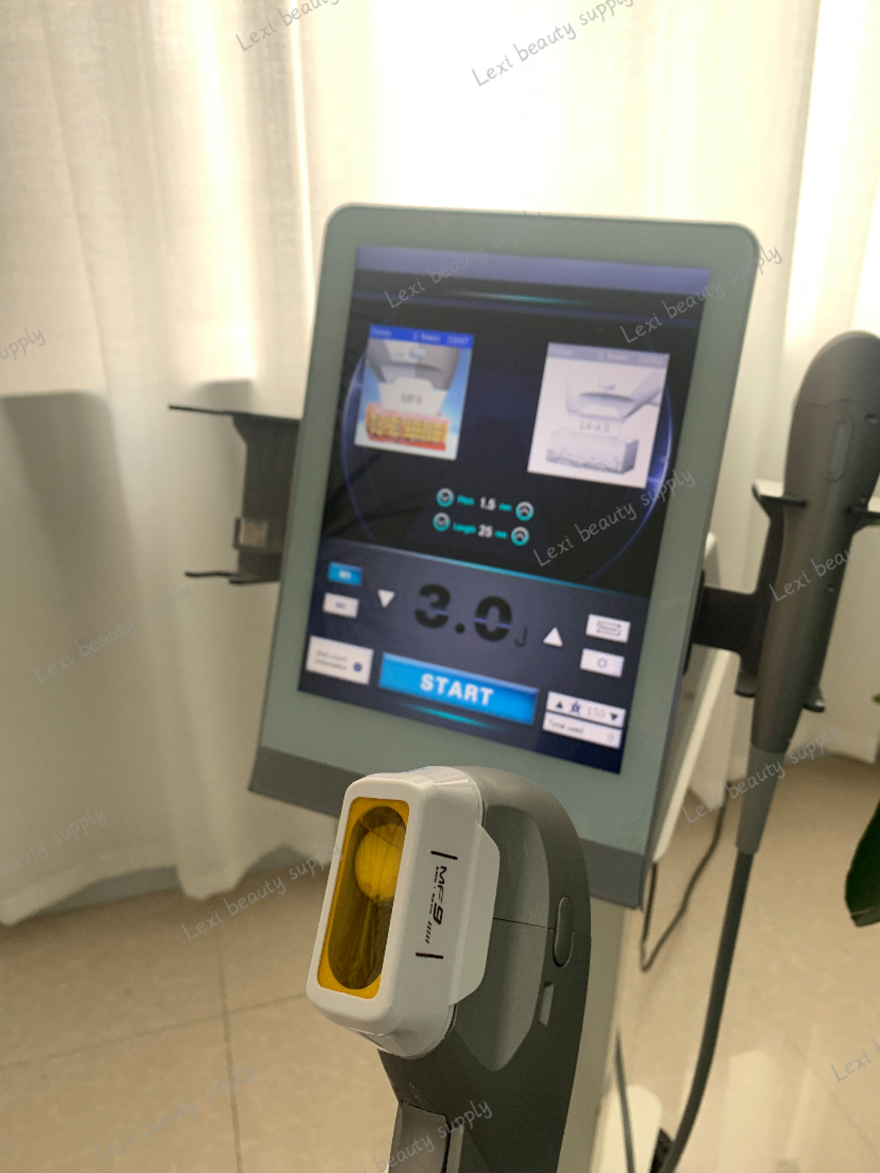 7D HIFU Slimming Face Lifting 2 In 1 HIFU Machine Wrinkle Removal High Intensity Ultrasound Skin Tightening Device
7D HIFU Slimming Face Lifting 2 In 1 HIFU Machine Wrinkle Removal High Intensity Ultrasound Skin Tightening Device