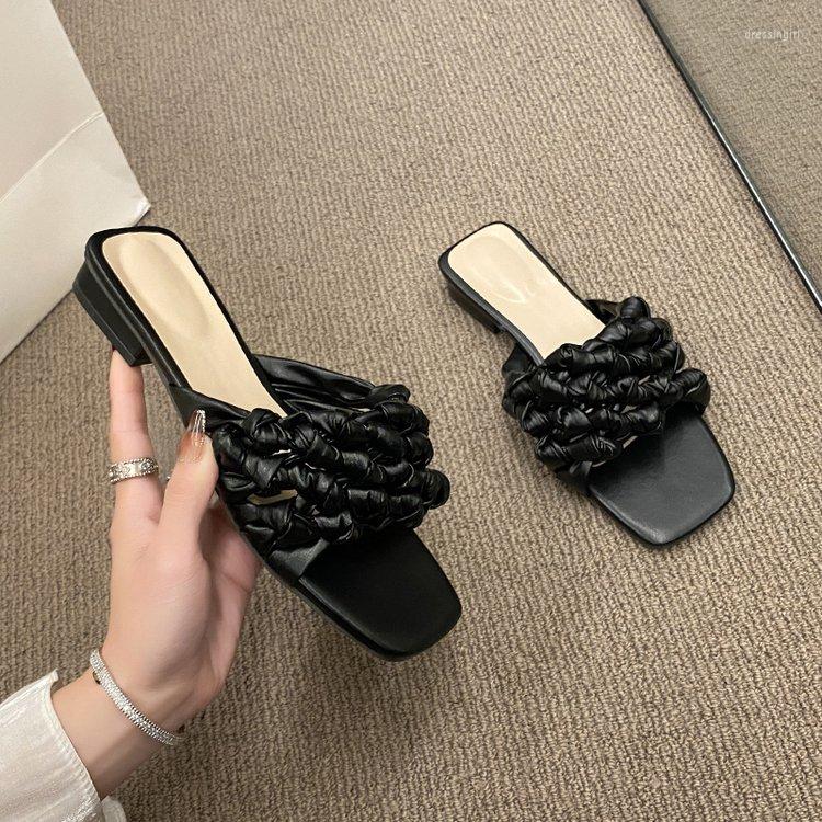 Slippers Women's Fashion Sandals Summer Flat Casual Solid Color Comfortable All-match Indoor Shoes Women, Black
Slippers Women's Fashion Sandals Summer Flat Casual Solid Color Comfortable All-match Indoor Shoes Women, Black