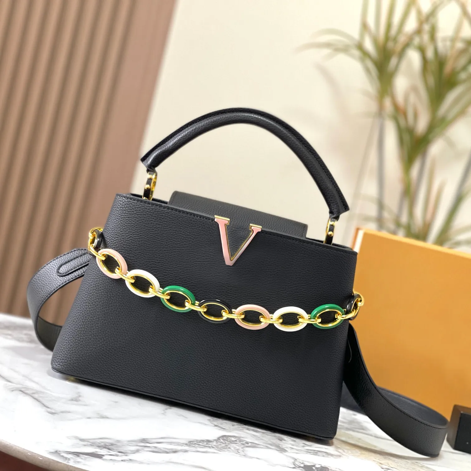 Tote Bag 7A Qualithy Luxury Cowhide Gold Button Handbags Rivets Engraved Logo Flap Purse, Black
Tote Bag 7A Qualithy Luxury Cowhide Gold Button Handbags Rivets Engraved Logo Flap Purse, Black