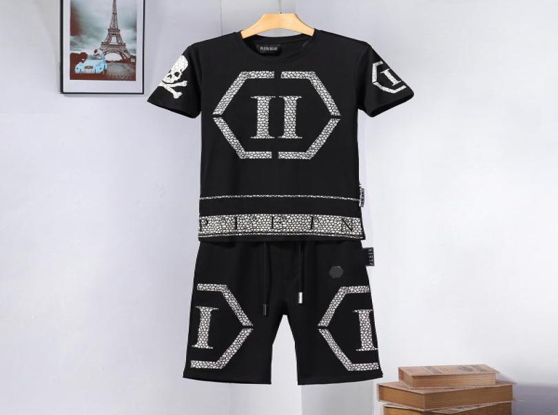 PLEIN BEAR Mens T Shirts CRYSTAL SKULL Tracksuit Men Tshirts Casual Tracksuits Jogger Tops Shorts Sets Sporting Suit 1472784419863, Black
PLEIN BEAR Mens T Shirts CRYSTAL SKULL Tracksuit Men Tshirts Casual Tracksuits Jogger Tops Shorts Sets Sporting Suit 1472784419863, Black