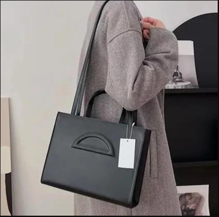 Designers Bags Handbag Shoulder Flap Crossbody Bag Purse Wallets Casual Totes Plain Geometric Solid Color Hasp Open Shopping Backpack Lady Women Luxury Handbags, Customize
Designers Bags Handbag Shoulder Flap Crossbody Bag Purse Wallets Casual Totes Plain Geometric Solid Color Hasp Open Shopping Backpack Lady Women Luxury Handbags, Customize