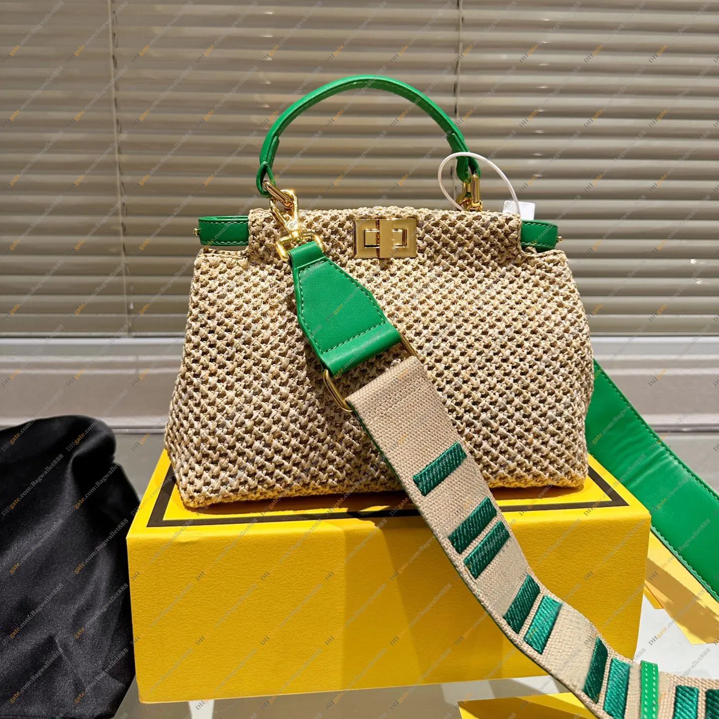 Mid-Vintage Straw Woven Bag Designer Totes Women Summer Beach Bag Handmade Weave Handbag Crossbody Shoulder Bags Top Handle Iconic Twist-Lock Removable Letter Strap, Black
Mid-Vintage Straw Woven Bag Designer Totes Women Summer Beach Bag Handmade Weave Handbag Crossbody Shoulder Bags Top Handle Iconic Twist-Lock Removable Letter Strap, Black