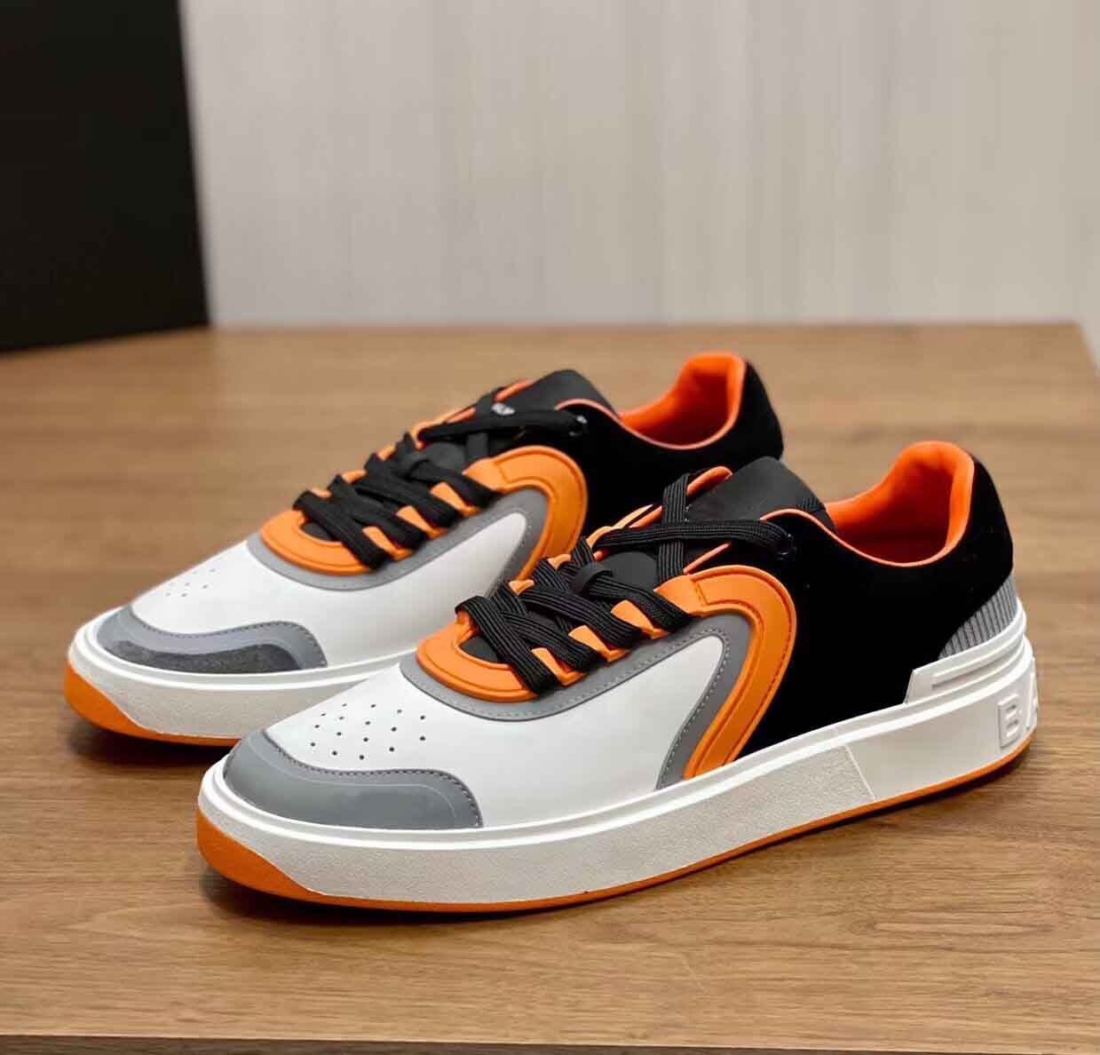 Top Design 23S/S Men B-skate Sneakers Shoes Logo-embossed Platform Skateboard Walking Suede Leather Leisure Flats Low Top Trainers EU38-46.BOX
Top Design 23S/S Men B-skate Sneakers Shoes Logo-embossed Platform Skateboard Walking Suede Leather Leisure Flats Low Top Trainers EU38-46.BOX