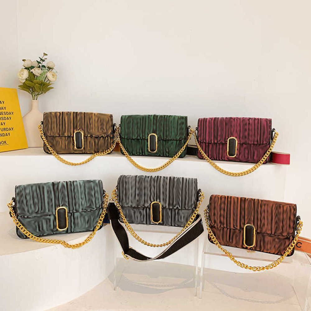 Fashion bag Ladie Snapshot Handbag Famous totes Small Crossbody purse Women Marc Shoulder designer Bags Messenger cross body, M51-1-size:24x15x6cm
Fashion bag Ladie Snapshot Handbag Famous totes Small Crossbody purse Women Marc Shoulder designer Bags Messenger cross body, M51-1-size:24x15x6cm