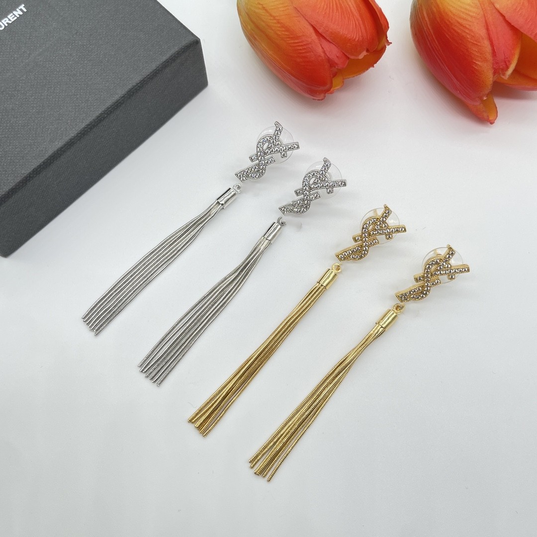 fashion brand Chandelier Earring luxury Dangle Ear Studs Gold Hoop Earrings Designer For Woman Earring Wedding Party Jewelry Ornaments Y0002
fashion brand Chandelier Earring luxury Dangle Ear Studs Gold Hoop Earrings Designer For Woman Earring Wedding Party Jewelry Ornaments Y0002