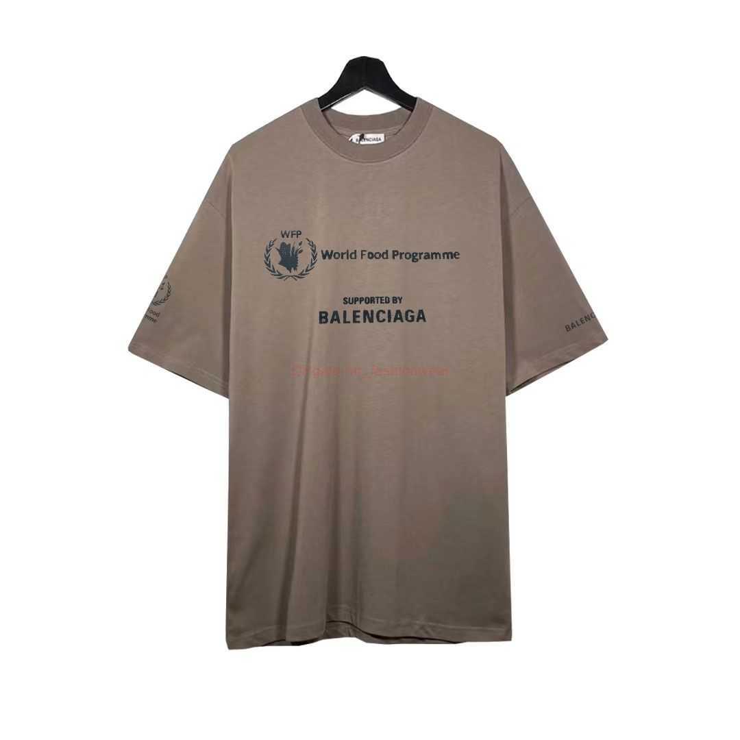 Designer Fashion Clothing French Paris BB Luxury TShirt Tees Paris Family Grain Co Branded Short Sleeve Full Package Gift Box Oversize Casual cotton Tops Streetwear
Designer Fashion Clothing French Paris BB Luxury TShirt Tees Paris Family Grain Co Branded Short Sleeve Full Package Gift Box Oversize Casual cotton Tops Streetwear