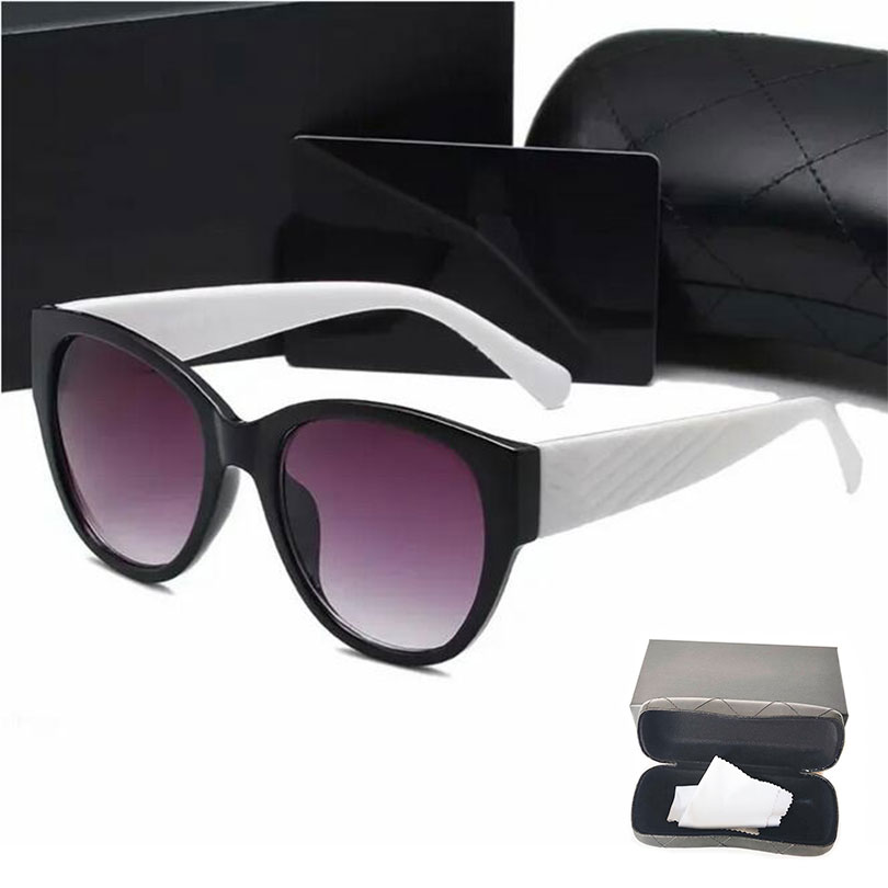 High Quality beach Womans Sunglasses Luxury vintage Mens Sun glasses net red same glasses Brand men Designer eyeglass Gradient women spectacles 5142 Sun glasses
High Quality beach Womans Sunglasses Luxury vintage Mens Sun glasses net red same glasses Brand men Designer eyeglass Gradient women spectacles 5142 Sun glasses
