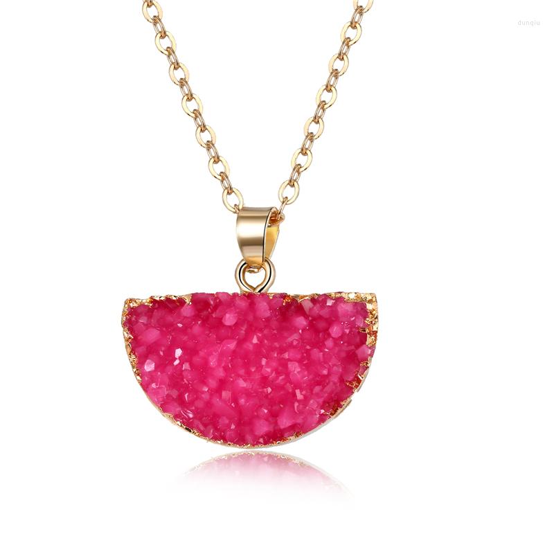 Pendant Necklaces 1PC European Resin Necklace Women Handmade Geometric Semicircle For Female Girl Fashion Collar Chains N227
Pendant Necklaces 1PC European Resin Necklace Women Handmade Geometric Semicircle For Female Girl Fashion Collar Chains N227