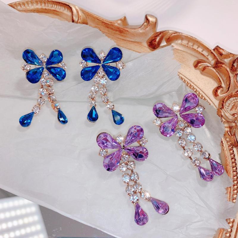 Dangle Earrings Korean Luxurious Crystal Flowers Drop For Women Fashion Chain RhinestoneTassel Pendientes Bowknot Jewelry Gifts
Dangle Earrings Korean Luxurious Crystal Flowers Drop For Women Fashion Chain RhinestoneTassel Pendientes Bowknot Jewelry Gifts