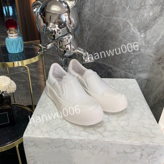 Women Quality Designer Sneaker Lace Up Genuine Leather Sneakers Fashion Womens Casual Designer Sneaker2023, 06
Women Quality Designer Sneaker Lace Up Genuine Leather Sneakers Fashion Womens Casual Designer Sneaker2023, 06