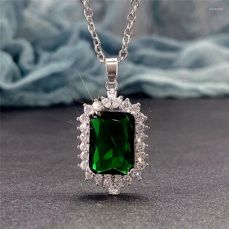 Pendant Necklaces Gorgeous Green Cubic Zirconia Necklace For Women Elegant Neck Accessories Anniversary Party Brilliant Jewelry
Pendant Necklaces Gorgeous Green Cubic Zirconia Necklace For Women Elegant Neck Accessories Anniversary Party Brilliant Jewelry