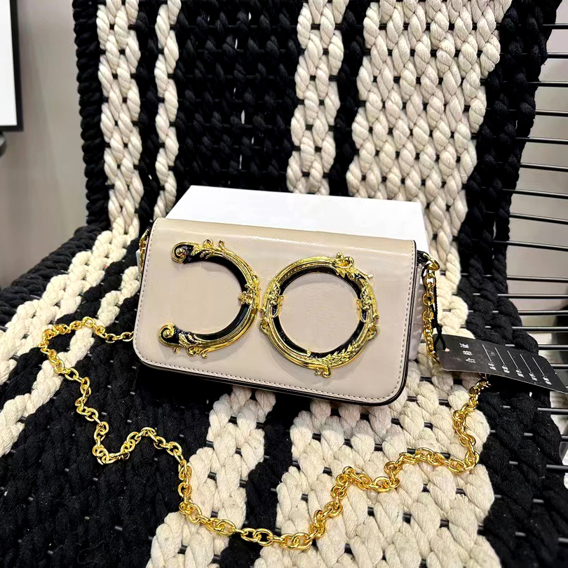 2023 new fashion dg shoulder Bag for men womens bottega Clutch tote Leather bag girl cowhide luxury Designer small handbag chains messenger crossbody work hobo bags
2023 new fashion dg shoulder Bag for men womens bottega Clutch tote Leather bag girl cowhide luxury Designer small handbag chains messenger crossbody work hobo bags