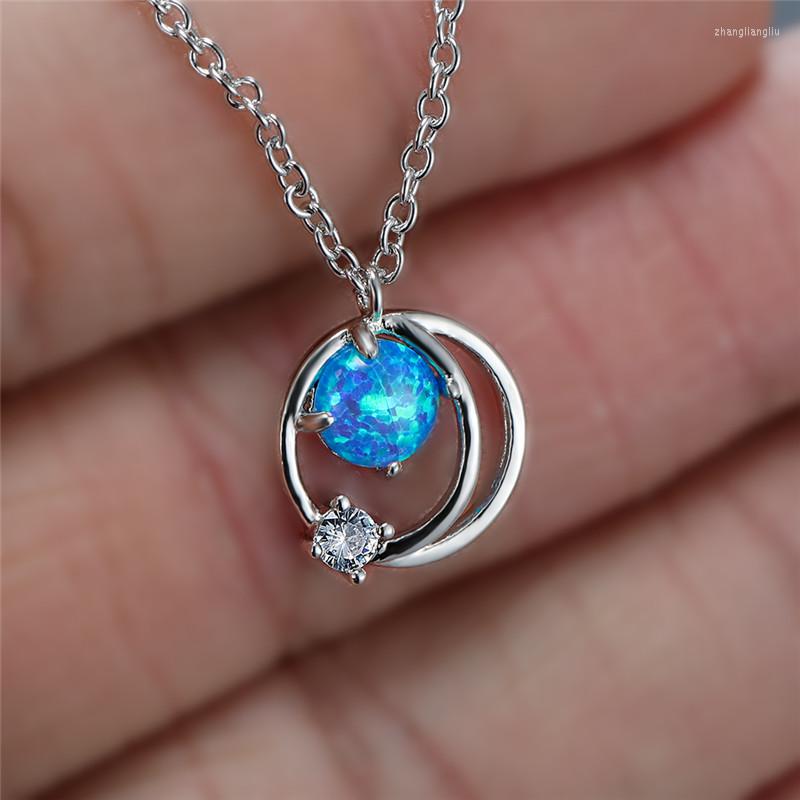 Pendant Necklaces White Blue Small Round Opal Necklace Vintage Hollow Moon Fashion Silver Color Chain For Women Wedding
Pendant Necklaces White Blue Small Round Opal Necklace Vintage Hollow Moon Fashion Silver Color Chain For Women Wedding