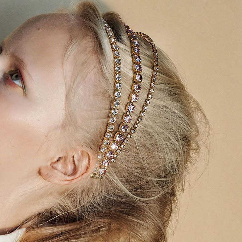 Bling Crystal Hair Band Clip Rhinestone Versatile Hair Pin Korean Popular Hoop Hairband Full Diamond Layered Iced Out Barrette Hairdressing Jewelry Accessories
Bling Crystal Hair Band Clip Rhinestone Versatile Hair Pin Korean Popular Hoop Hairband Full Diamond Layered Iced Out Barrette Hairdressing Jewelry Accessories