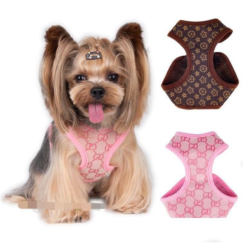 Dog Collars Leashes Designer Harness Set Classic Jacquard Lettering Stepin Harnesses Soft Air Mesh Pet Vest For Dogs Cat Tea Dhwi6
Dog Collars Leashes Designer Harness Set Classic Jacquard Lettering Stepin Harnesses Soft Air Mesh Pet Vest For Dogs Cat Tea Dhwi6