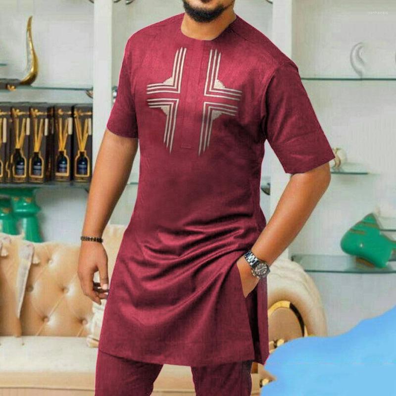Men's Tracksuits In African Men's Suit Round Neck Short-sleeved Bronzing Top And Casual Pants 2-piece Set Out Party Elements Suits For, Red
Men's Tracksuits In African Men's Suit Round Neck Short-sleeved Bronzing Top And Casual Pants 2-piece Set Out Party Elements Suits For, Red