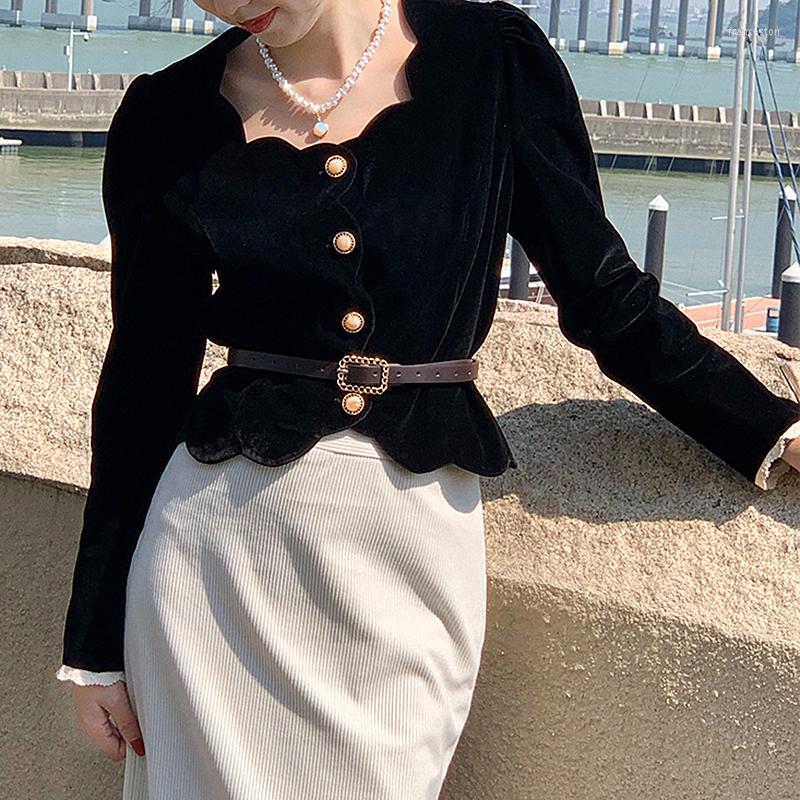 Women' Blouses Vintage Elegant Velvet Blouse Women Sweet Long Puff Sleeve Pearls Buttons With Belt Tops Femme, Black
Women' Blouses Vintage Elegant Velvet Blouse Women Sweet Long Puff Sleeve Pearls Buttons With Belt Tops Femme, Black