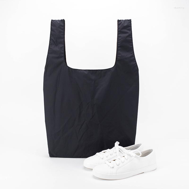 Shopping Bags Yuanben Liangchang Nylon Foldable Bag Leisure Travel Environmental Protection Single Shoulder 176, Black
Shopping Bags Yuanben Liangchang Nylon Foldable Bag Leisure Travel Environmental Protection Single Shoulder 176, Black