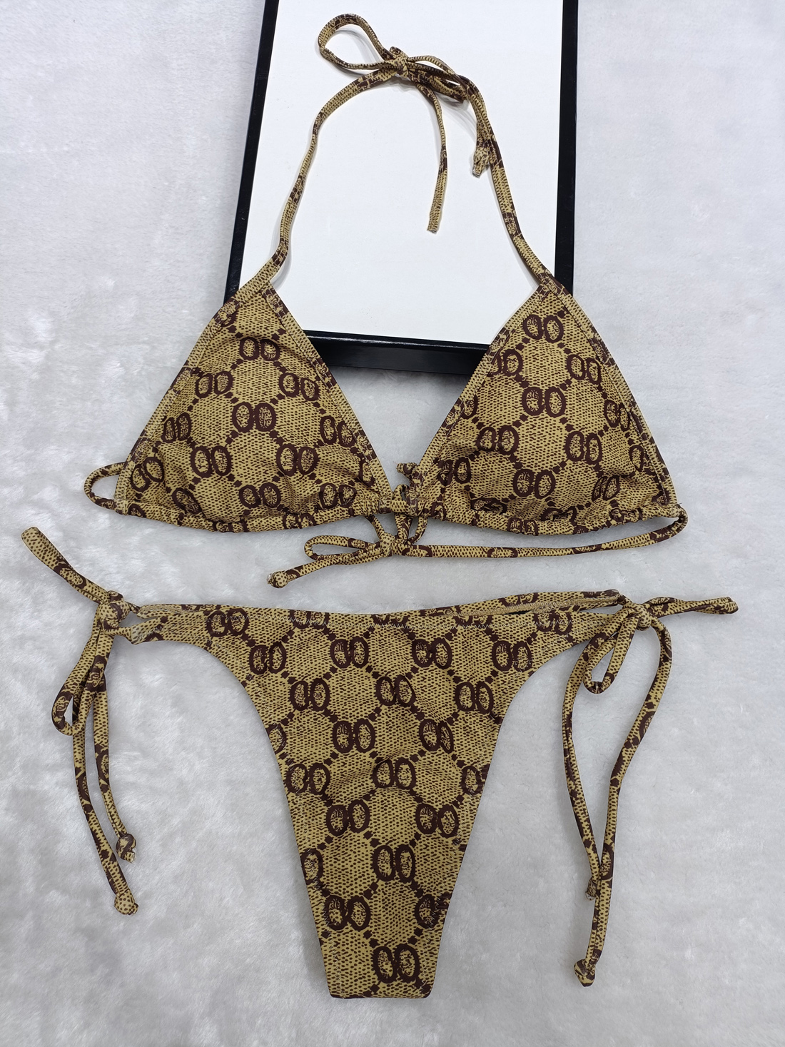 Womens bikini designer Sexy Beach Bikinis swim suit Fashion Letter Printed Lace Up Summer Split Swimsuit bikinis for women003
Womens bikini designer Sexy Beach Bikinis swim suit Fashion Letter Printed Lace Up Summer Split Swimsuit bikinis for women003