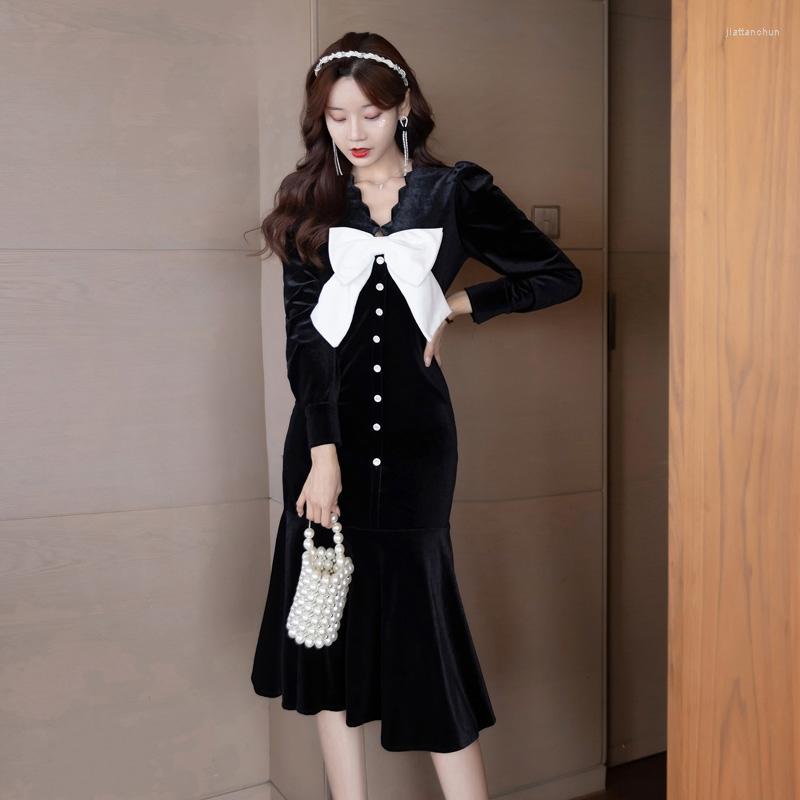 Casual Dresses Women' Clothing 2023 Spring Elegant Long Sleeved Bow Velvet Black Dress Evening
Casual Dresses Women' Clothing 2023 Spring Elegant Long Sleeved Bow Velvet Black Dress Evening