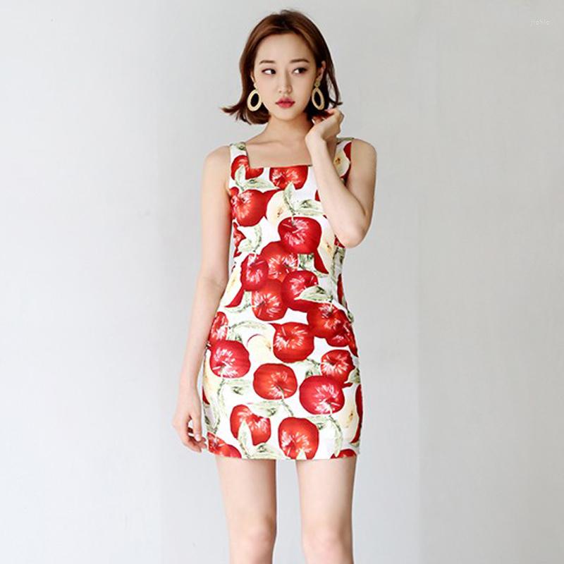 Casual Dresses 2024 Arrival Red Apple Print Women Slim Bodycon Dress Square Neck Vintage Mini Sweet Summer Vestidos Robe Femme