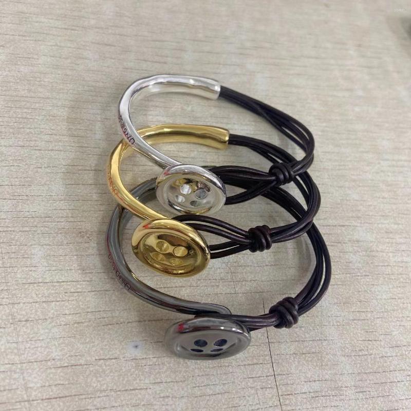 Charm Bracelets Vintage Fashion Jewelry Short Collar Bracelet For Women Men Wholesale Leather Simple Trendy
Charm Bracelets Vintage Fashion Jewelry Short Collar Bracelet For Women Men Wholesale Leather Simple Trendy
