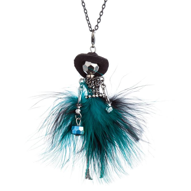 Pendant Necklaces Dark Green Rhinestone Fur Dress Doll Necklace For Women Cool Paris Girl Handmade Statement Jewelry Collier Femme
Pendant Necklaces Dark Green Rhinestone Fur Dress Doll Necklace For Women Cool Paris Girl Handmade Statement Jewelry Collier Femme
