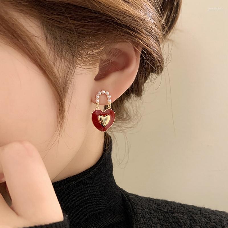 Dangle Earrings Retro Red Heart-shaped Drop Fashion Sweet Women Lock-shape Metal Jewelry
Dangle Earrings Retro Red Heart-shaped Drop Fashion Sweet Women Lock-shape Metal Jewelry