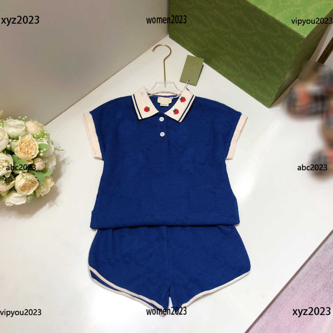 luxury Tracksuits kids designer clothes fashion tees Sets Baby Outdoor suit 2pcs Strawberry print lapel sleeveless T-shirt and shorts, #5
luxury Tracksuits kids designer clothes fashion tees Sets Baby Outdoor suit 2pcs Strawberry print lapel sleeveless T-shirt and shorts, #5
