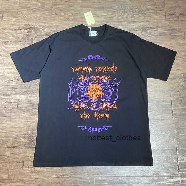 Vetements 2022ss Summer New Vital Existence Sanskrit Alphabet Printing High Street Loose Top Man Women O-neck Black T-shirts 4 5C1H
Vetements 2022ss Summer New Vital Existence Sanskrit Alphabet Printing High Street Loose Top Man Women O-neck Black T-shirts 4 5C1H