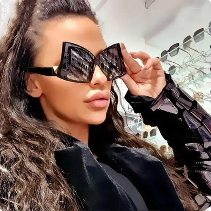 Sunglasses 2023 Unique Irregular Hip Hop For Women Brand Stripe Leg Arc Cool Sun Glasses Men Vintage Gothic Shades Goggles
Sunglasses 2023 Unique Irregular Hip Hop For Women Brand Stripe Leg Arc Cool Sun Glasses Men Vintage Gothic Shades Goggles