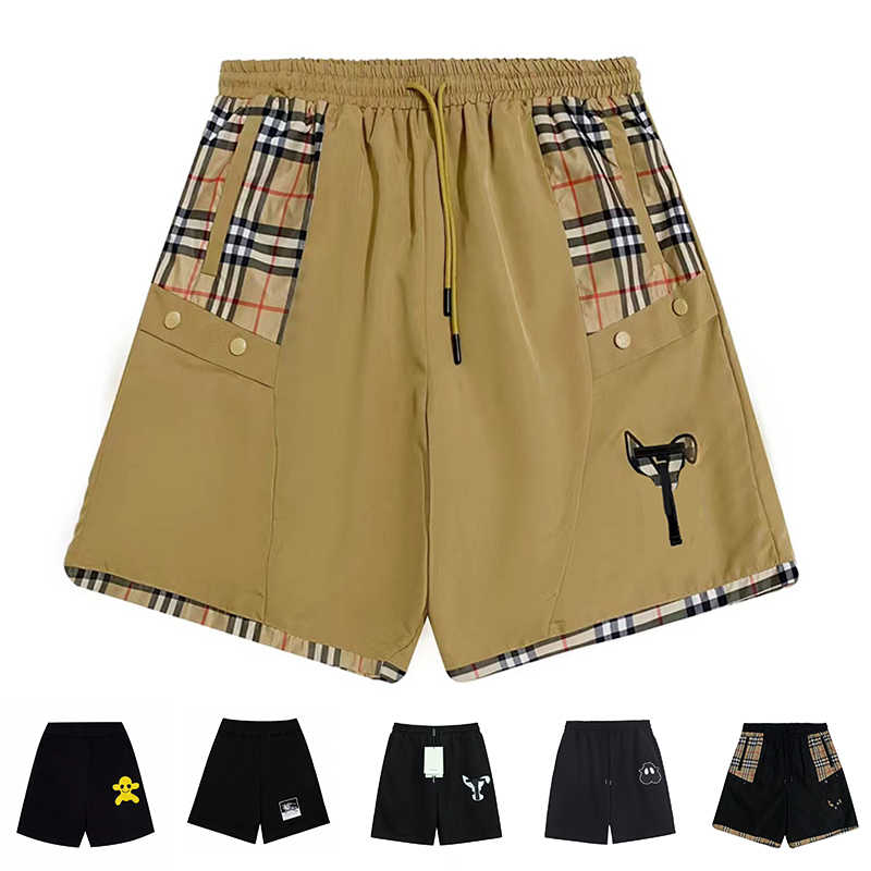 Designer Men's Shorts beach pants European and American brand trend classic simple checkered loose large unisex style, 004
Designer Men's Shorts beach pants European and American brand trend classic simple checkered loose large unisex style, 004