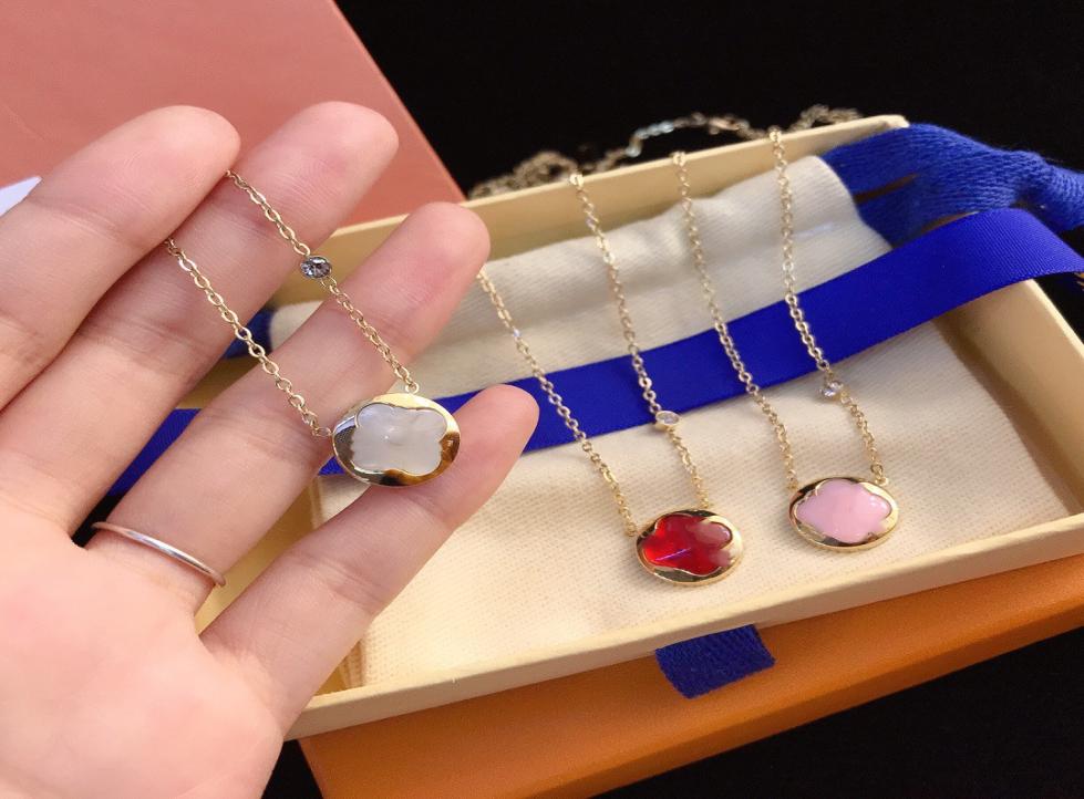 Luxury Pendant Necklaces Fashion for Man Woman Highly Quality Women Party Wedding Lovers gift hip hop jewelry2677709
Luxury Pendant Necklaces Fashion for Man Woman Highly Quality Women Party Wedding Lovers gift hip hop jewelry2677709